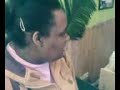 Filly bekommt ihren Zungenpiercing