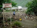 Mal manejo de basuras Barranquilla.wmv
