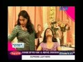 Chamayam : Sthree: Applying eye make up!