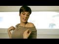 Gabriella Ferrone Un Pezzo D'estate Video and Lyrics