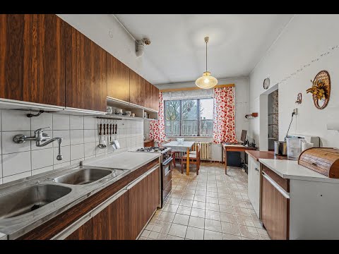 Video Dům se zahradou na bydlení i investici