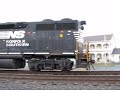 norfolk southern sd40 2 with leslie rs5t horn!