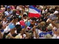 Arena supporters on election room floor