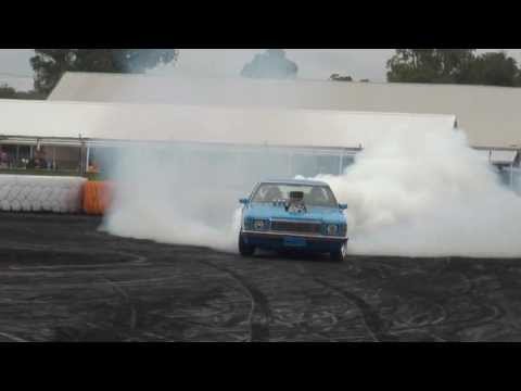 2013 holden commodore