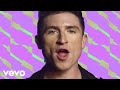 WALK THE MOON – Shut Up and Dance