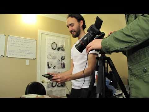 TLD - TLD Behind the Scenes: Nintendo 3DS Unboxing Watch the full unboxing! http://www.youtube.com/watch?v=hHwDg98WPj4 Pick up the 3DS on Amazon w/no sales tax! :)...