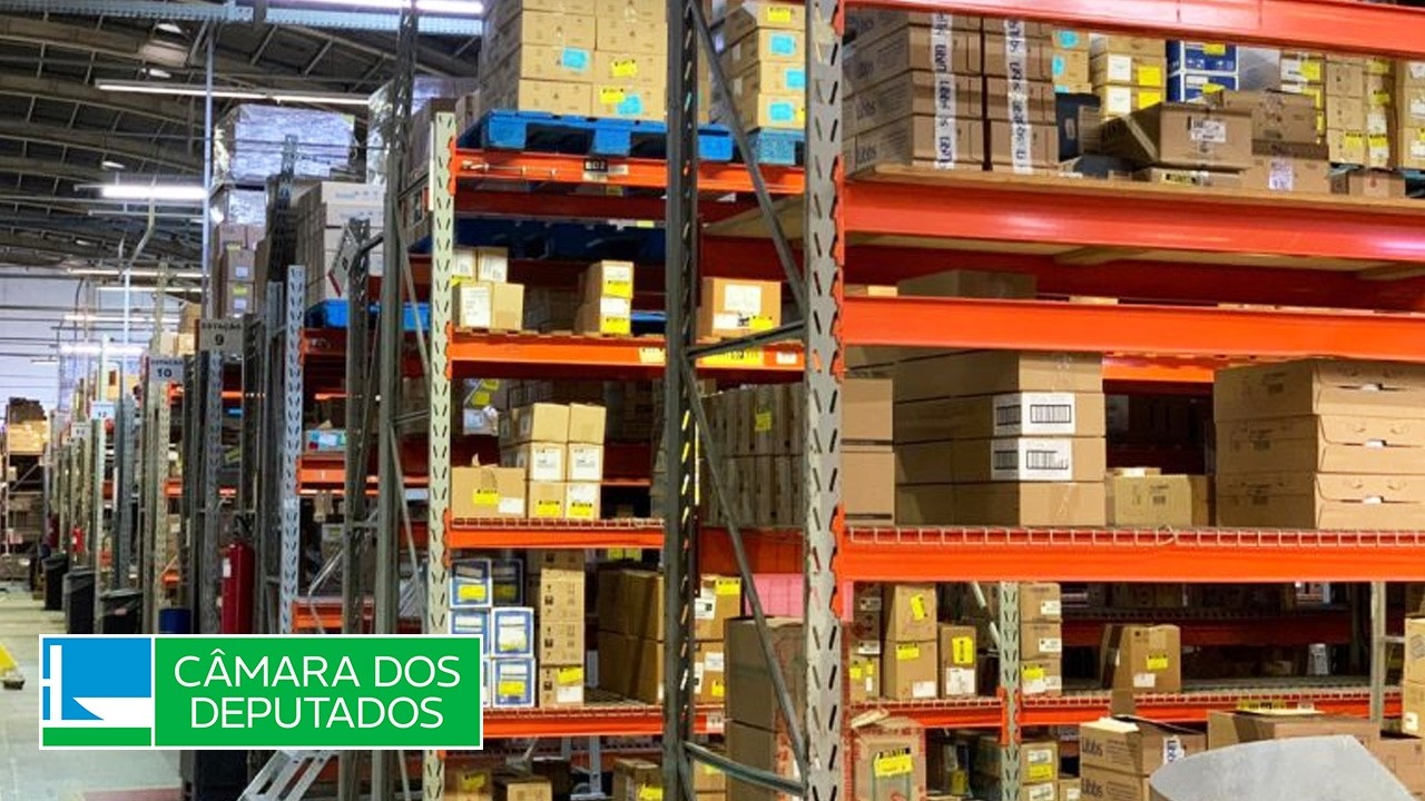 MP do fim da "taxa das blusinhas" perde validade em 8 de setembro - 01/09/26
