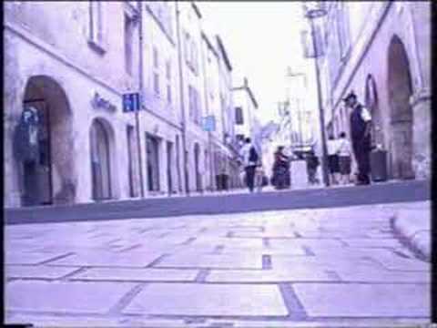 Incidental incidents on a French street, La Rochelle (2007)