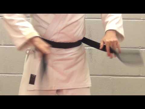 how to tie a black belt