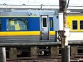 2009年5月8日16時過ぎ、JR新山口駅在来線待避線で撮影。待避線で待避していた、山口線(新山口-山口-益田間)用の各車両であります。各車両は、次の通りです。 ・観光快速列車「SLやまぐち号」用客車 オハフ13，オハ12 12系客車・普通列車用気動車 キハ40形・特急列車「スーパーおき」用気動車 キハ187形その後キハ187形は、新山口駅16時48分発米子行き特急「スーパーおき6号」として運行して行きました。