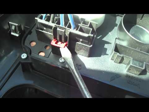 How to change bulbs in Chrysler Voyager climate control