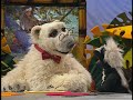 Stinky and Jake meet the king of the jungle and he schools them on what it means to be a lion