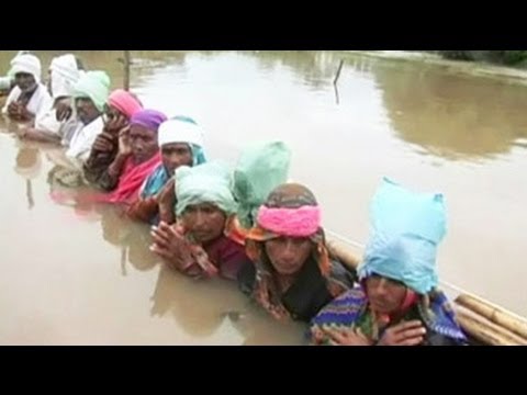 0 photo 0 Indian Villagers Stage Neck deep Protest over Flooding picture