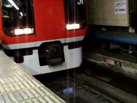 東京駅　NEX連結