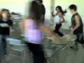 dan�a da cadeira