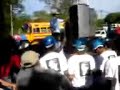 Jovenes sandinistas saludan el 1ro de Mayo