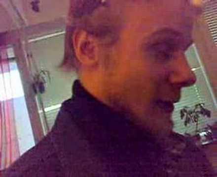 Tommi imitaatio 2 spede ja uuno - YouTube