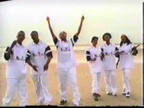 moto oyo (Oficial video) moto oyo (Oficial video)