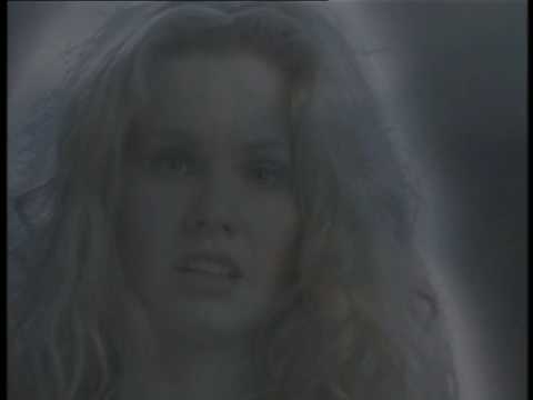 Andrea Roth