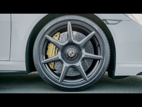 Porsche 911 obtiene rines de fibra de carbono 