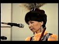 Alymkan performed live. The audience response to this performance by Salamat Sadikova (vocal & komuz) indicates that 'Alymkan' remains a Kyrgyz favorite and one of the most popular vocal showpieces in the traditional Kyrgyz repertoire.