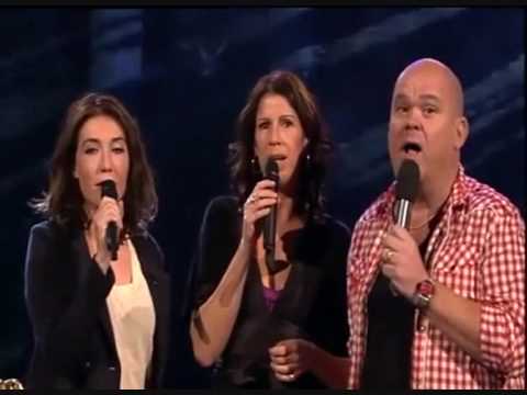 Carice van Houten - na afloop bij Lieve Paul.
