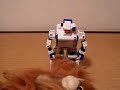 Judo (??) i-SOBOT throws orangutan. Judo (??) i-SOBOT throws orangutan.