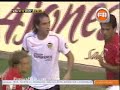 Masoud Shojaei dribbles against valencia