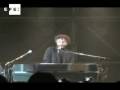 La versión más rockera de Fito Páez hace vibrar a Bogotá . La versión más rockera de Fito Páez hace vibrar a Bogotá .