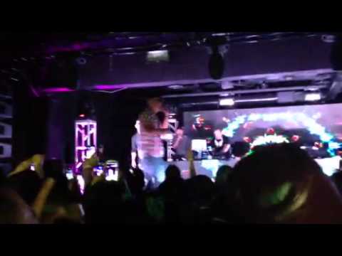 Yomo  -  Descara @ La Boom, LA (Live) (2013)