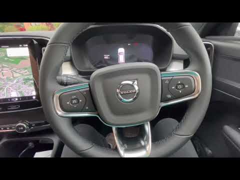 new 2023 volvo xc40 b3 core