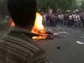 Protests in Tehran after election - Riot police caught by crowd Protests in Tehran after election - Riot police caught by crowd News & Politics Tags: تهران ایران اعتراض انتخابات ۲۳ خرداد تجمع Mir Hossein Mousavi Iran president election persian 1388 2009 Khatami moosavi mosavi entekhabat entikhabat intekhabat reeyasat jomhoori rayees jomhur sar oomad zemestoon zemestan riot police after