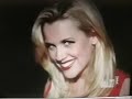 "The All-American Blonde" Chastity Pride Diva-Tron Entrance Manele-Gratis.net