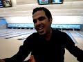 Bowling Pedralbes. Azis pierde y tiene q recorrer la pista haciendo los 