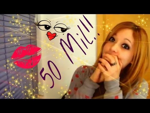 ME DAS 50000 BESOS??