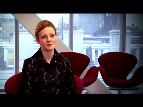 how to search for a finance job