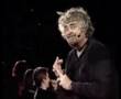beppe grillo contro le multinazionali e i diritti d'autore