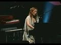Tori Amos-11-19-02-Tsongas Arena-15-Caught A Lite Sneeze