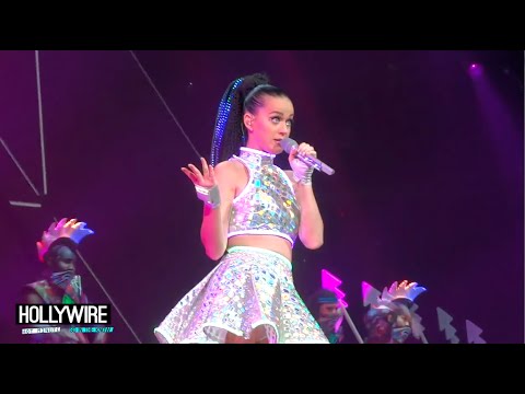 Katy Perry 'Super Bowl 2015' Halftime Show Performance!