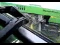 Deutz-Fahr Agrotron 6.45 en balenpersen van binnen