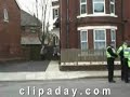 Kids Break In House In Front Of Police