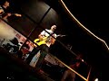 Los Hijos del Indio - "Ella esta loca"  (en Camelot) Manele-Gratis.net