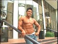Musclemania model Gustavo Ruiz posing