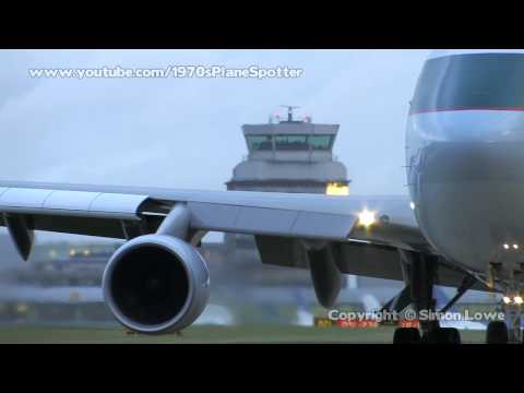 Cathay Pacific Cargo B744F. B-LIE. MAN 25/11/09