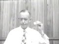 Stan Laurel on a Swimmeeting in 1951 Stan Laurel on a Swimmeeting in 1951