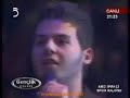 28 Subat 2009 tarihinde Saadet Partisi Istanbul Il Genclik Teskilatinin Abdi Ipekci Spor Salonunda düzenledigi Genclik Gecesinde Sahnede yer alan ve naklen TV5 ekranlarinda yayinlanan Grup Nasihat´dan 
