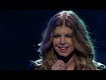idol-gives-back-heart-and-fergie-sing-barracuda.html