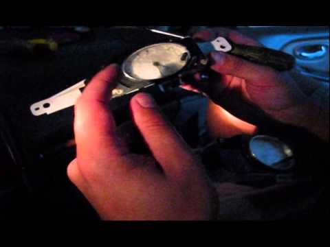 Replacing Repairing 00 Infiniti I30 Cabin Watch and customizing with blue LED