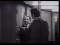 La manía de poner la mano en la puerta La manía de poner la mano en la puerta