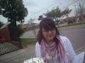 LLEVANDO LA TORTA HACIA LA PLAZA :Z